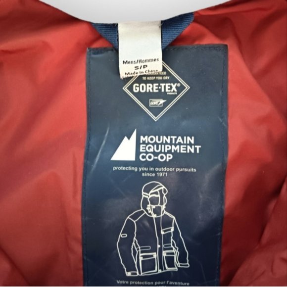 MEC Gore-Tex men light waterproof coat small - Picture 5 of 8
